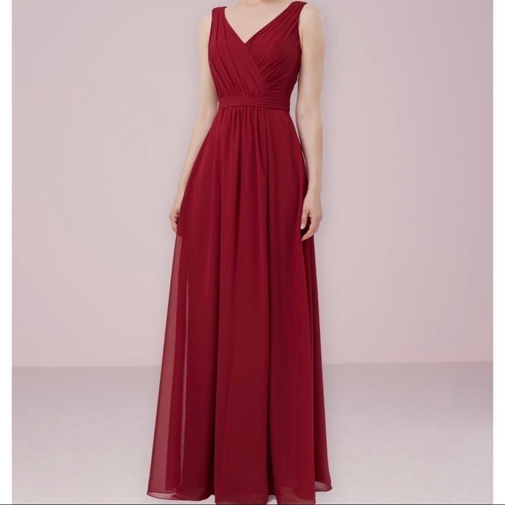 CHRISTINA Wu Dress Size 10 Color Red Claret Pleated